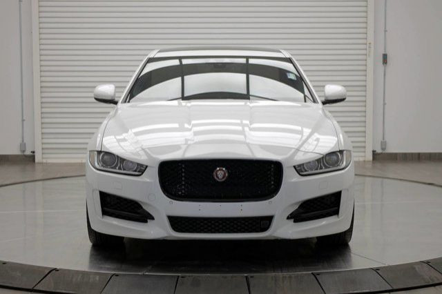 2018 Jaguar XE R-Sport in Cars & Trucks in Calgary - Image 2