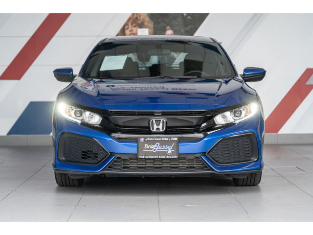 2018 Honda Civic Hatchback LX CVT dans Autos et camions  à Ville de Vancouver - Image 3
