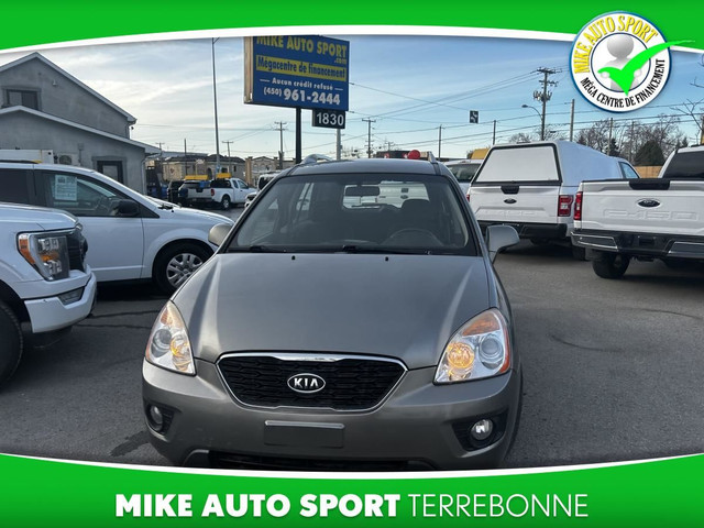KIA Rondo Familiale 4 portes, 4 cyl. en ligne, EX 2012 à vendre in Cars & Trucks in Laval / North Shore - Image 2