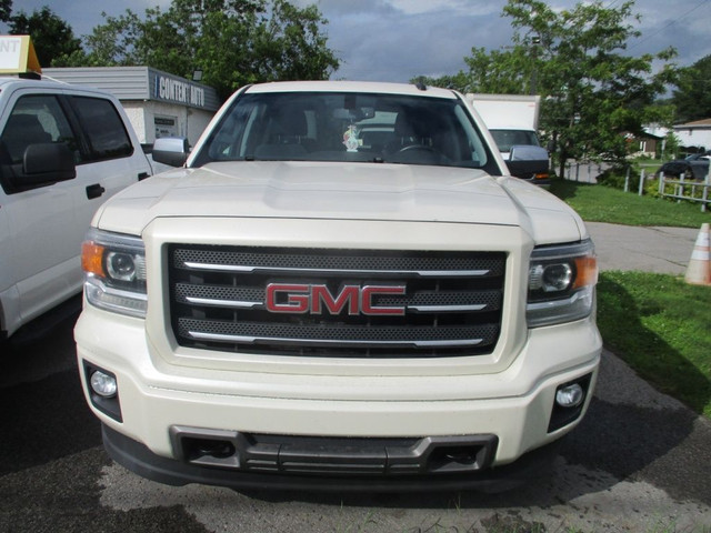 2015 GMC Sierra 1500 SLE crewcab 4x4 financement in Cars & Trucks in Laval / North Shore - Image 2