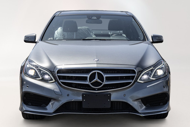 2016 Mercedes-Benz E-Class E 250 4 Matic  BlueTec * Diesel * Blu in Cars & Trucks in City of Montréal - Image 2