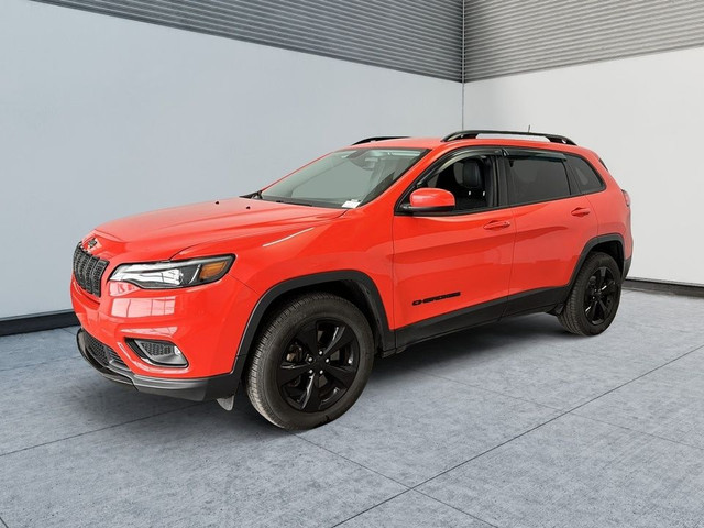 2021 Jeep Cherokee V6 3.2L Altitude sieges cuir chauffant remorq in Cars & Trucks in Laval / North Shore - Image 3