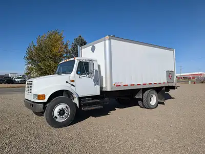 International DT466E (Remanufactured) 7.6 L 6 cyl diesel engine, approximately 4000 hours on engine,...