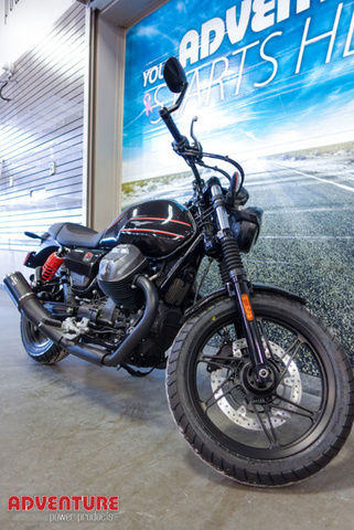 2023 Moto Guzzi V7 Stone Special Edition in Street, Cruisers & Choppers in Winnipeg - Image 2
