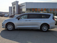This Chrysler Grand Caravan has a trusty Regular Unleaded V-6 3.6 L/220 engine powering this Automat... (image 3)