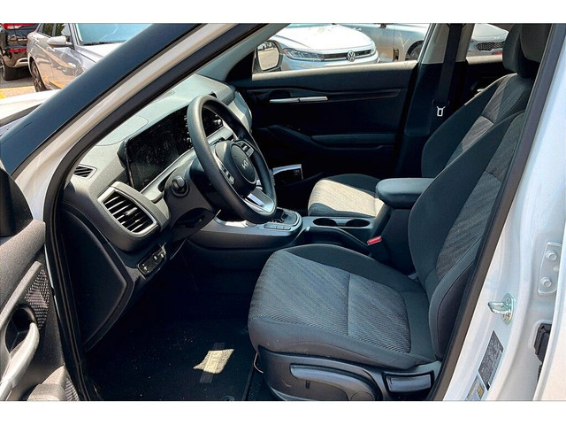 2025 Kia Seltos LX in Cars & Trucks in Barrie - Image 2
