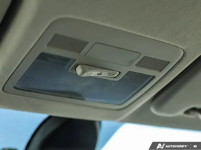 2022 Hyundai Venue Preferred | No Accidents | Apple CarPlay in Cars & Trucks in Calgary - Image 29