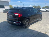 2023 GMC Terrain Denali AWD with 34,873 km! Vehicle History Report Attahed See Carfax report linked... (image 4)