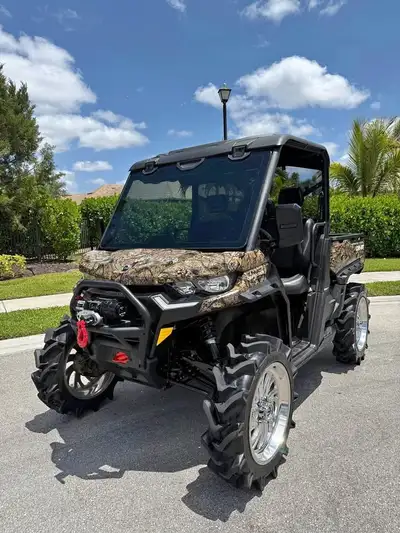 APPLY NOW: https://www.ridecollective.ca/get-pre-approved The 2022 CAN-AM DEFENDER X MR is a high-pe...