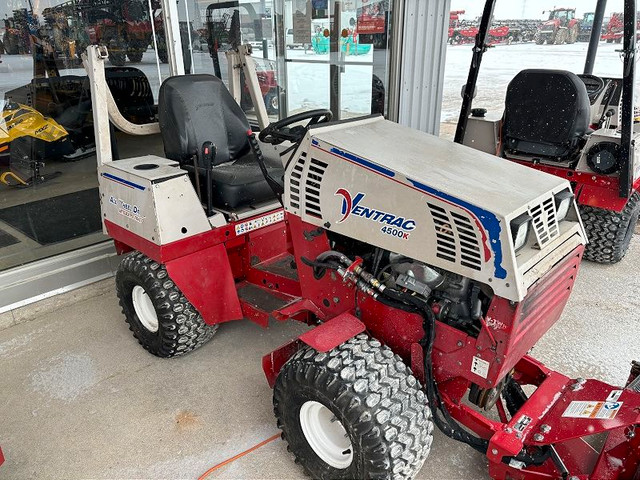 2013 VENTRAC 4500K ARTICULATING TRACTOR in Farming Equipment in London - Image 2