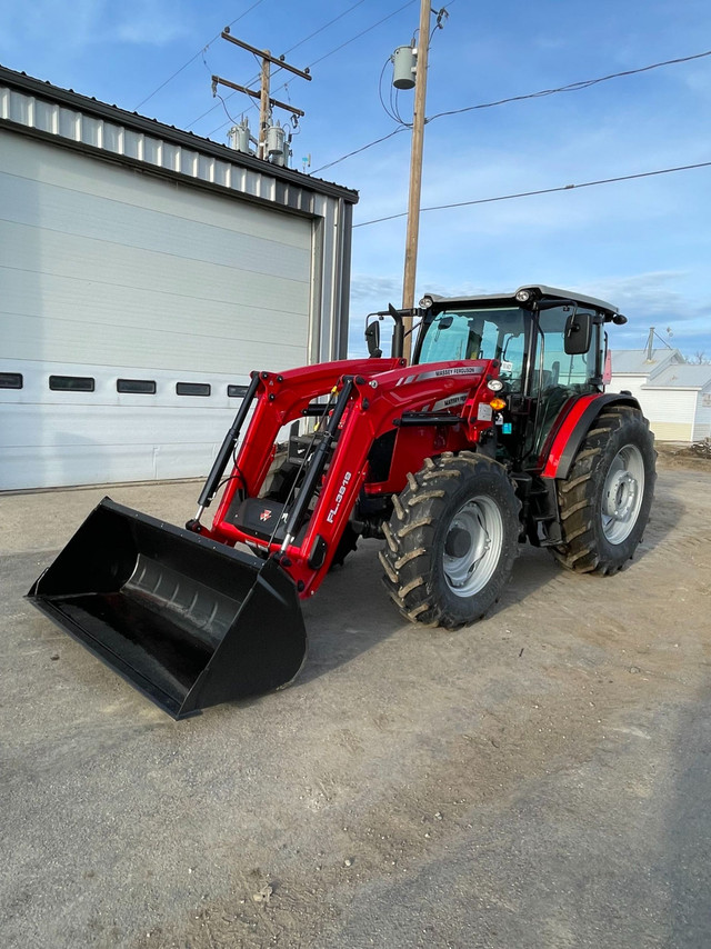 2023 Massey Ferguson 6713 Loader Tractor in Farming Equipment in Moose Jaw