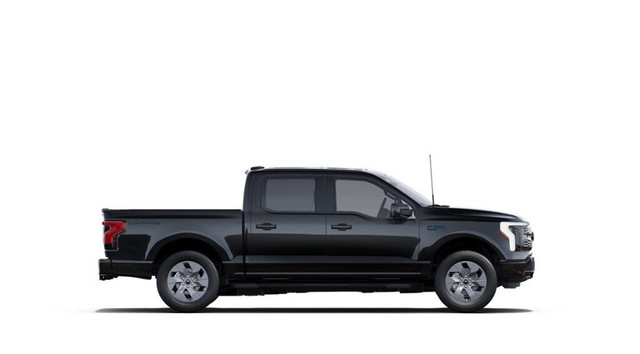 2025 Ford F-150 Lightning LARIAT | MAX TOW PKG | MOBILE PWR CORD in Cars & Trucks in Calgary - Image 3
