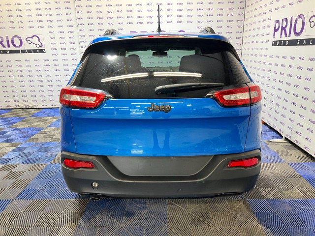 2018 Jeep Cherokee in Cars & Trucks in Ottawa - Image 4