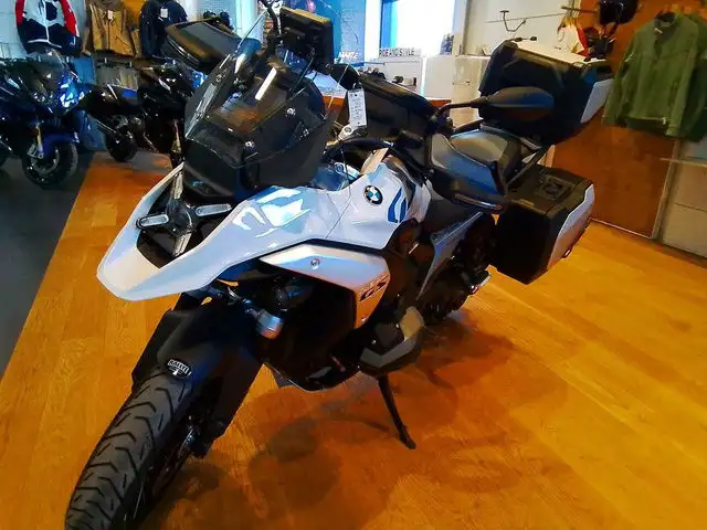 2024 BMW R 1300 GS Light White in Street, Cruisers & Choppers in Moncton - Image 3