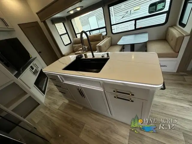 2025 Dutchmen RV Astoria 3603LFP (FULL BODY PAINT) in Travel Trailers & Campers in Truro - Image 34