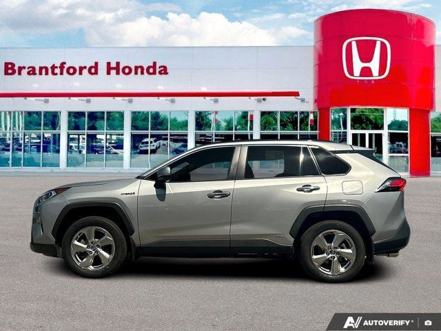 2020 Toyota RAV4 Hybrid Limited in Cars & Trucks in Brantford - Image 2