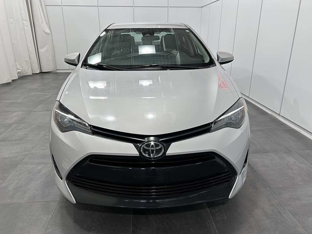  2019 Toyota Corolla CE - BLUETOOTH - PHARES AUTOMATIQUES in Cars & Trucks in Québec City - Image 2