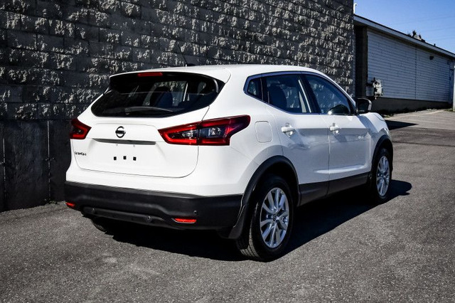 2023 Nissan Qashqai S • LOW MILEAGE • HEATED SEATS • REAR CAM in Cars & Trucks in Kingston - Image 3