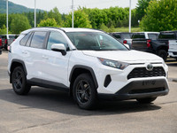 2020 Toyota RAV4 LE AWD Reliable, Capable & Ready for Adventure Discover the perfect blend of effici... (image 4)