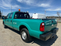 2012 Ford Super Duty F-250 SRW 8ft Box Crew cab with auto ac, new tires, low kms, tilt steering, tow... (image 2)