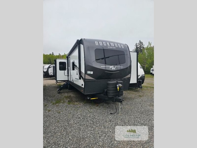 2023 Forest River RV Rockwood Signature 8337RL in Travel Trailers & Campers in Cape Breton - Image 2