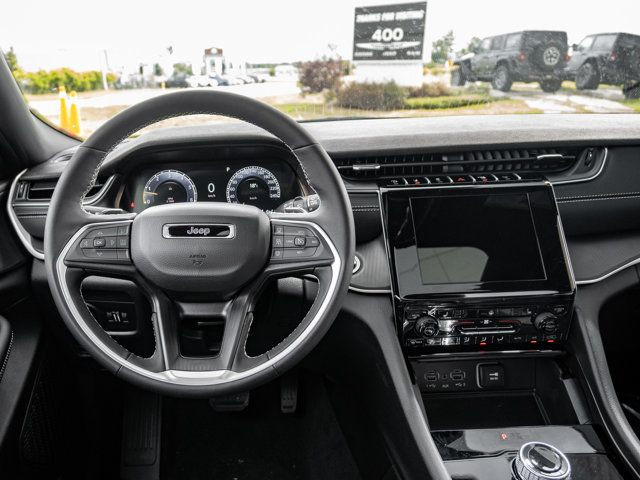 2025 Jeep Grand Cherokee Altitude in Cars & Trucks in Barrie - Image 2