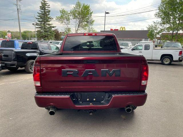 2020 RAM 1500 CLASSIC TRADESMAN 5.7l hemi / crew cab / 4x4 in Cars & Trucks in Edmonton - Image 4