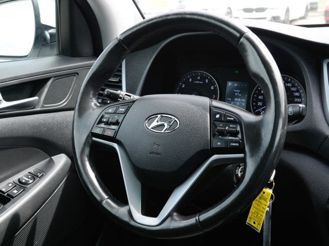 2017 Hyundai Tucson SE AWD, Pano Sunroof, Heated Leather dans Autos et camions  à Calgary - Image 3