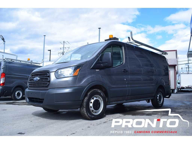  2015 Ford Transit Cargo Van T-150 130WB Low Roof ** FULL RACK * in Cars & Trucks in Laval / North Shore - Image 2