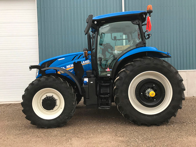 2024 NEW HOLLAND T6.160 DYNAMIC COMMAND TRACTOR in Farming Equipment in London - Image 2