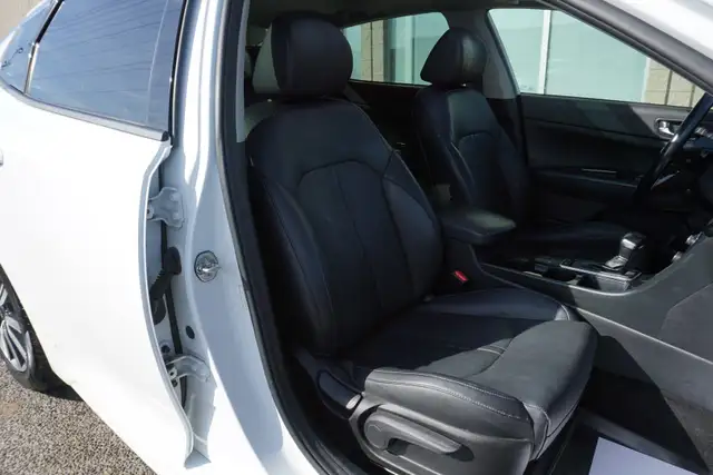 2020 Kia Optima in Cars & Trucks in Oakville / Halton Region - Image 20