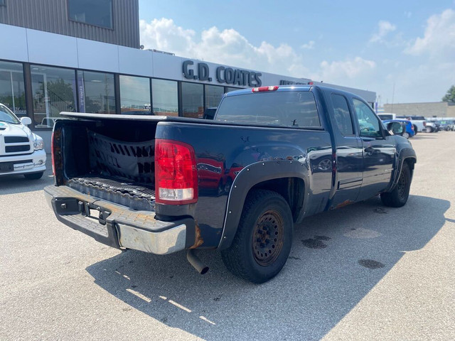 2007 GMC Sierra 1500 Work Truck Extended Cab in Cars & Trucks in Barrie - Image 4