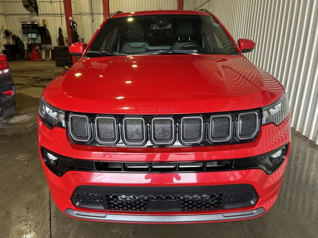 2022 Jeep Compass Red Edition 4X4 Auto AC Cam Cuir in Cars & Trucks in Gatineau - Image 3