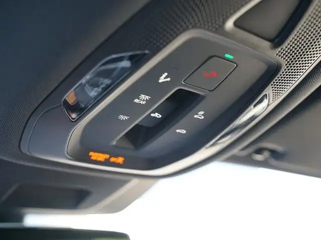 2025 Audi SQ5 Sportback Progressiv dans Autos et camions dans Région de Windsor - Image 27