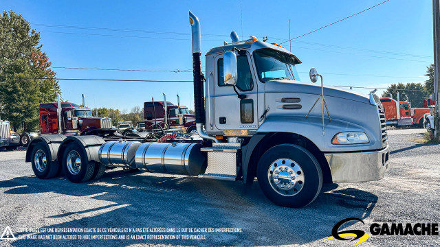 2008 MACK CXU613 PINNACLE CAMION DE VILLE / WET KIT in Heavy Trucks in Longueuil / South Shore - Image 3