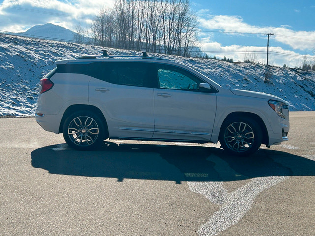 2024 GMC Terrain Denali in Cars & Trucks in Kamloops - Image 3