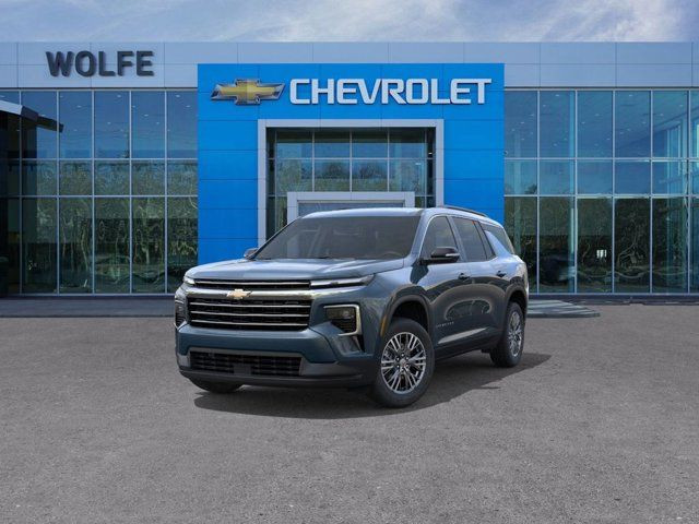 2025 Chevrolet Traverse LT in Cars & Trucks in Calgary - Image 4