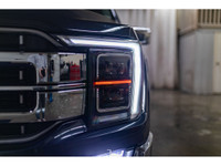 **ONE OWNER - ACCIDENT FREE** 39,613 KM This 2022 Ford F-150 4x4 Super Crew Lariat is powered by a 3... (image 5)