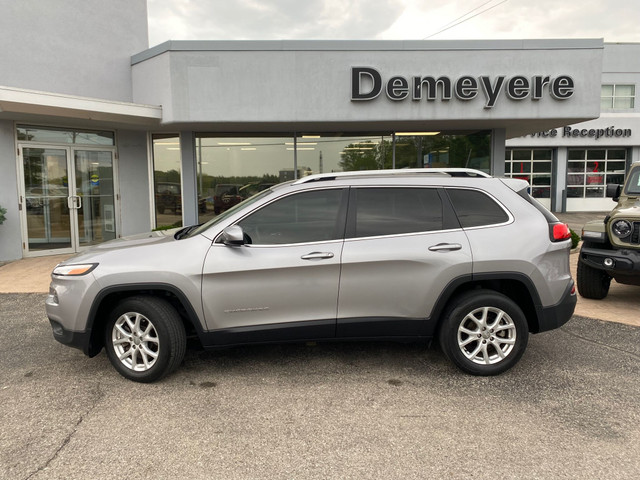 2018 Jeep Cherokee North in Cars & Trucks in Norfolk County - Image 2