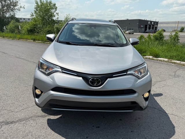 2018 Toyota RAV4 XLE / ALL WHEEL DRIVE / SUPER CLEAN SUV! in Cars & Trucks in Ottawa - Image 2