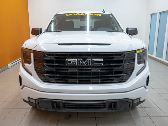 GMC Sierra 1500 ELEVATION CREW 4X4 *GR REMORQ* NAV SIÈGES CHAUFF in Cars & Trucks in Laurentides - Image 4