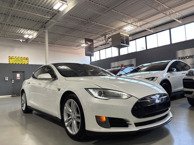 2015 Tesla Model S 70D|AWD|HIGHWAYAUTOPILOT|NAV|PANOROOF|VEGANLE in Cars & Trucks in City of Toronto - Image 2