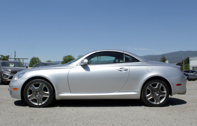 2006 Lexus SC 430 in Cars & Trucks in Penticton - Image 4