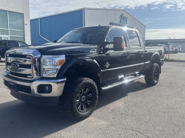 2016 Ford Super Duty F-350 SRW XLT - DIESEL in Cars & Trucks in Calgary