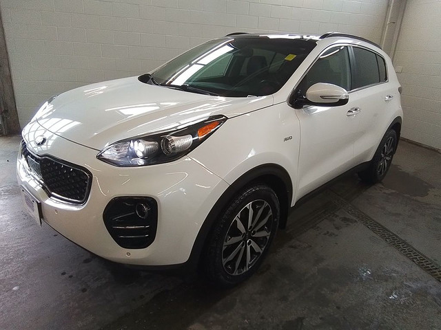  2019 Kia Sportage EX! BACKUPSENSORS! HEATEDSEATS! HEATEDSTEERIN in Cars & Trucks in Moncton - Image 4