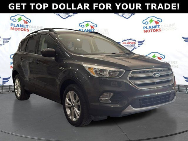 Ford Escape 2018 in Cars & Trucks in Markham / York Region - Image 3