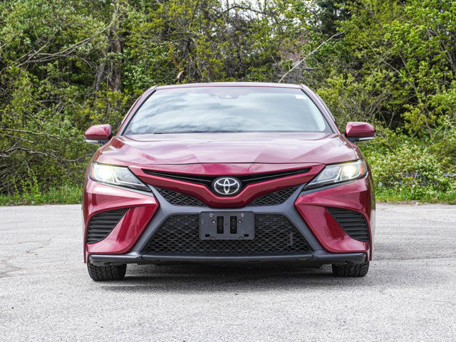 2018 Toyota Camry SE- Sunroof - Heated Seats in Cars & Trucks in Barrie - Image 4