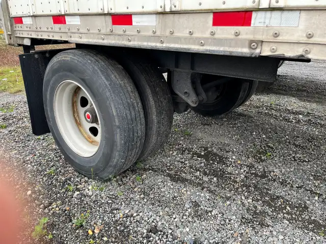 2018 HYUNDAI 28' SINGLE DRY VAN SPRING RIDE in Heavy Trucks in Delta/Surrey/Langley - Image 6