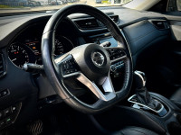 Stock#: 260013AThe 2018 Nissan Rogue SL is a practical and comfortable compact SUV, well-suited for... (image 4)