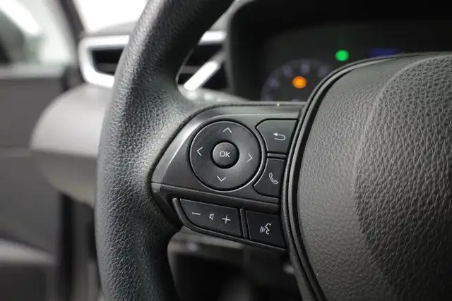 2023 Toyota Corolla LE dans Autos et camions dans Calgary - Image 18